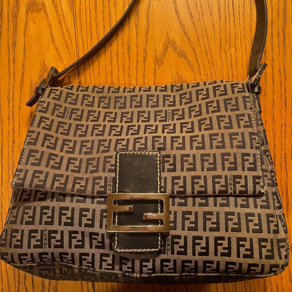 Fendi Mama Baguette